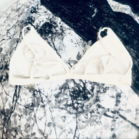 Bikini bundle - Picture 5 of 15